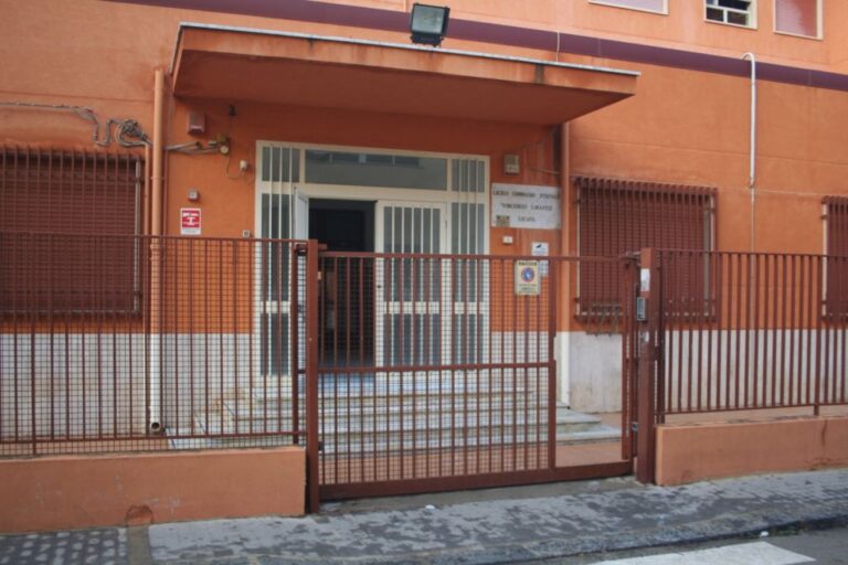 liceo linares licata
