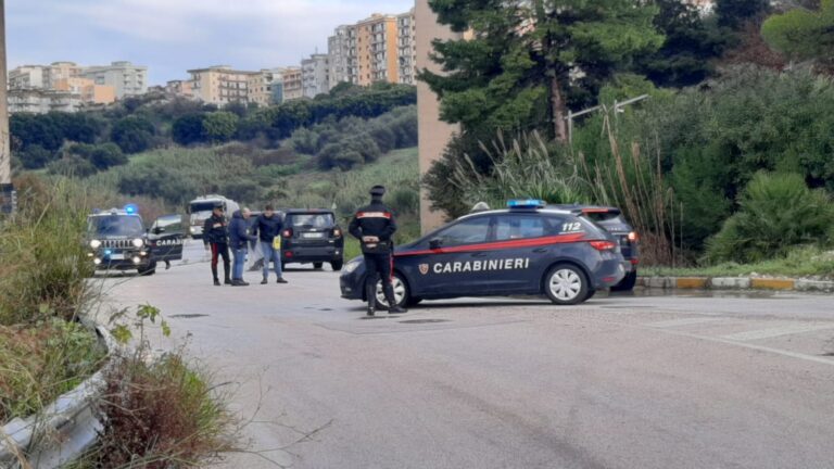 via cansalamone suicidio 2024