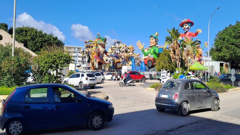 carri fermi piazza la rosa 2024