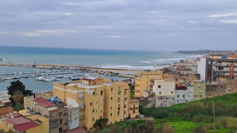 sciacca mare mosso 2024