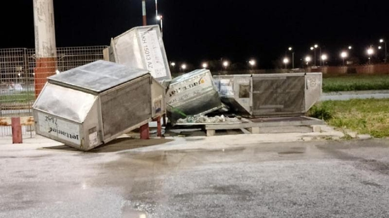 Un tornado si abbatte sull'aeroporto Vincenzo Florio di Trapani Birgi, venti a 150 km