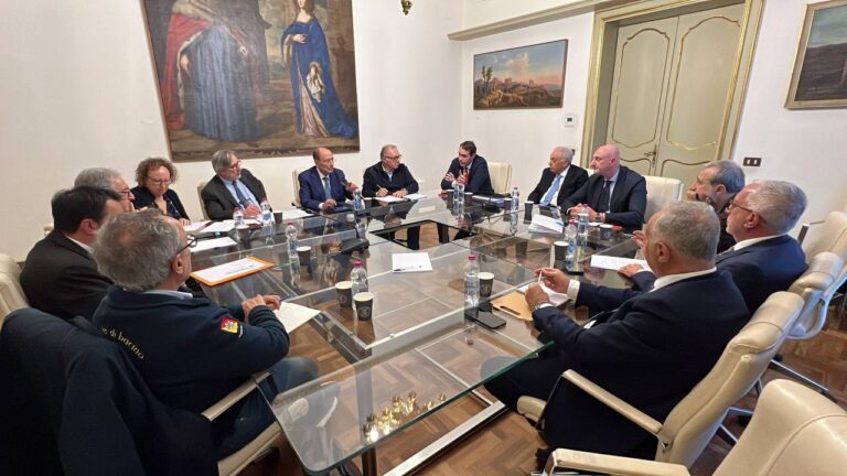 Insediamento cabina di regia siccità_100424