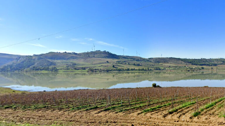 lago arancio coltivazioni (google maps)