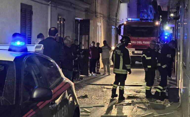 Castelvetrano bomba a casa pregiudicato