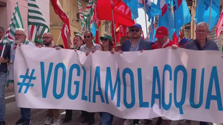 agrigento protesta acqua 2024