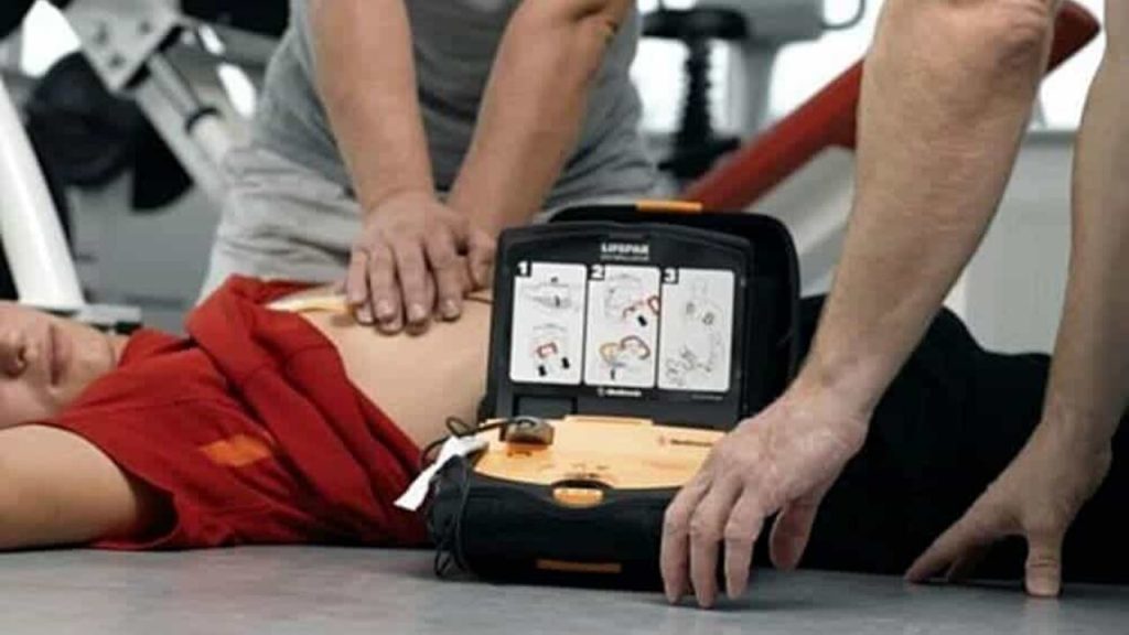 defibrillatore-4-2-2