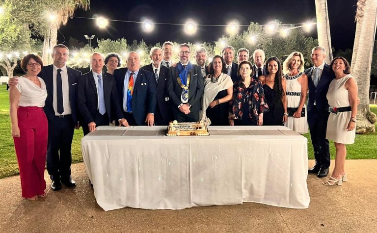 Rotary pass campana 2024