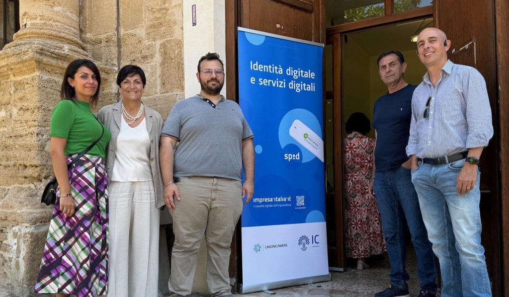 apertura sportello camera di commercio al comune di sciacca