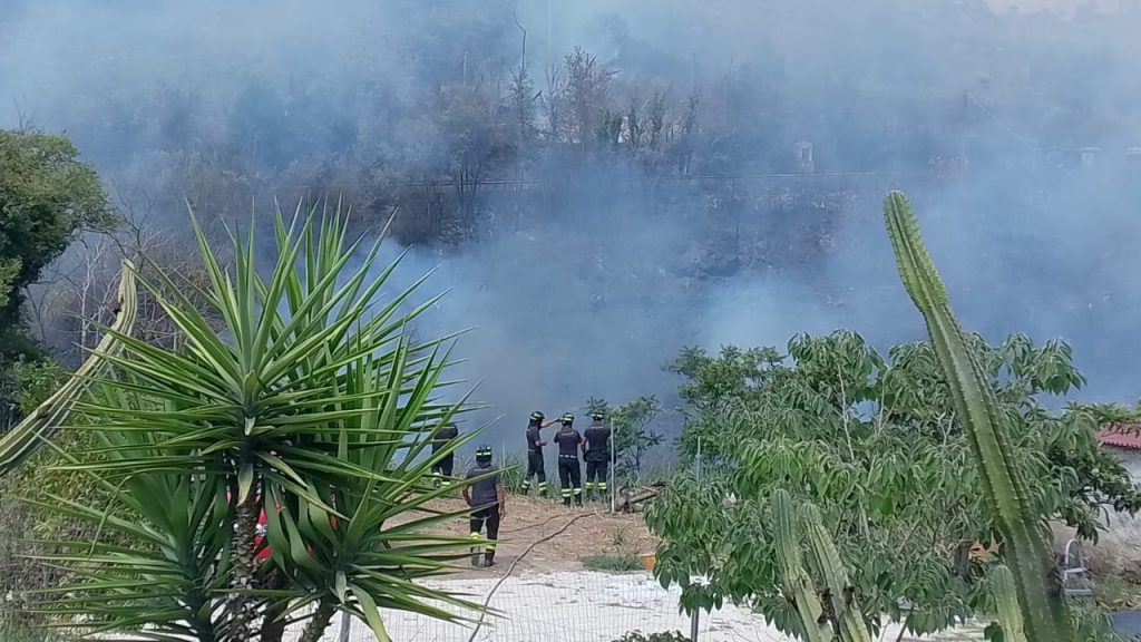 incendio giacheria 2024