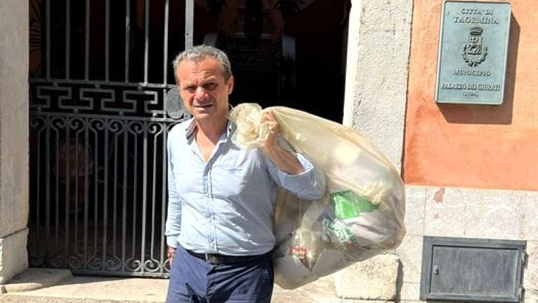cateno de luca rifiuti taormina