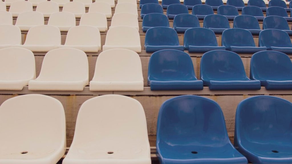 sedili vuoti stadio