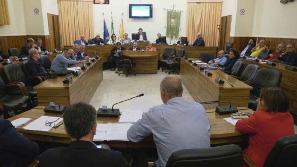 Consiglion comunale aula