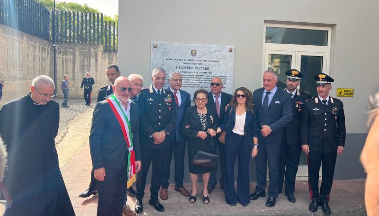 Stazione carabinieri Naro titolazione Vaccaro