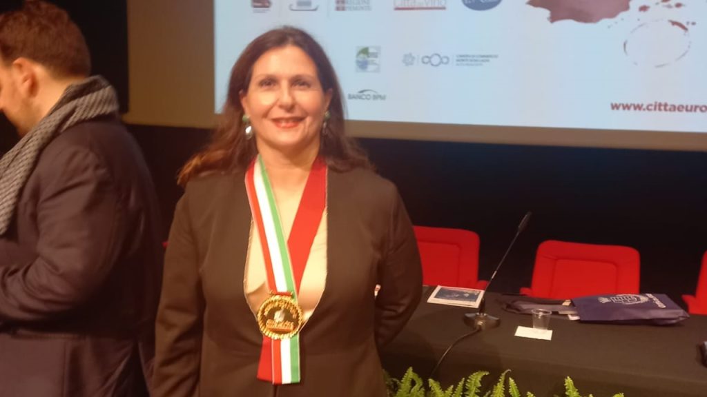 marilena mauceri ambasciatrice citta italiana del vino 2024