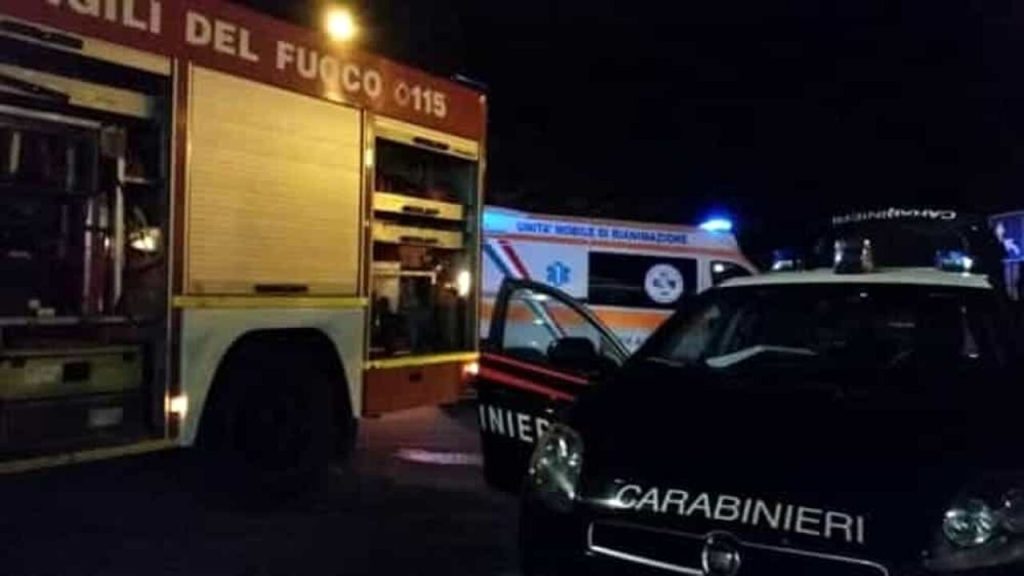 ambulanza carabinieri vigili fuoco
