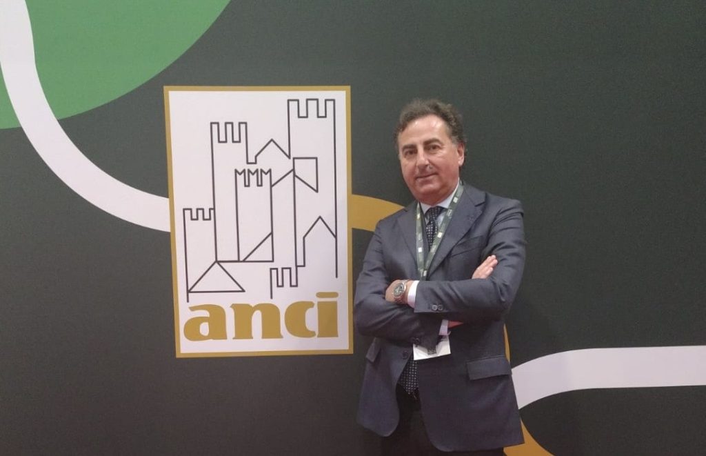 fe884ce9-002c-4d51-887d-58776698aeca