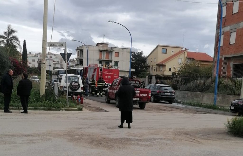 Incendio auto Ribera 5 dic Caruana