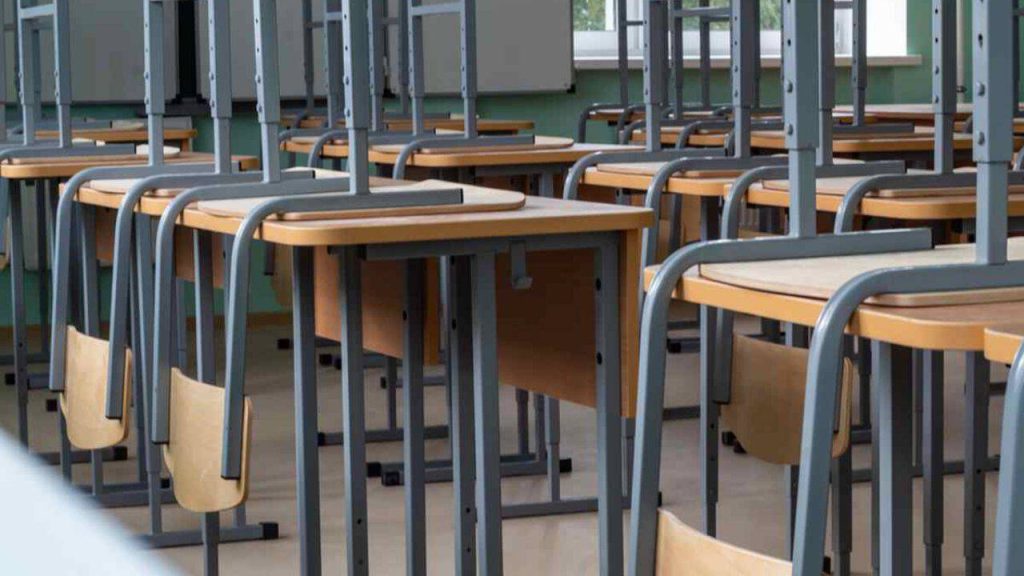 Scuole-chiuse-1280x720