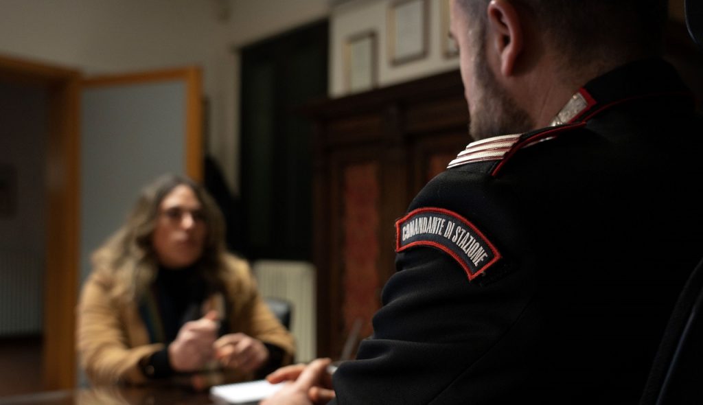 Carabinieri denuncia donna maltrattamenti