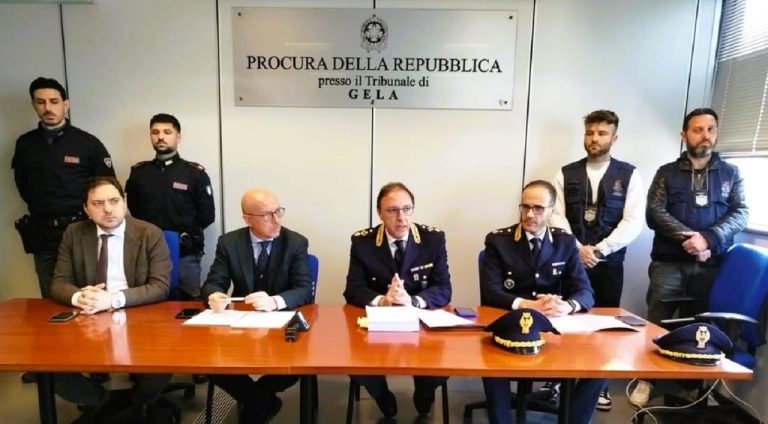 Conferenza stampa Vella Gela