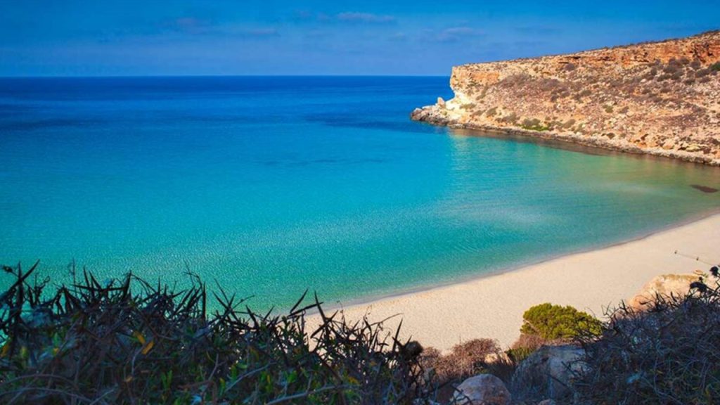 Spiaggia-dei-Conigli-di-Lampedusa