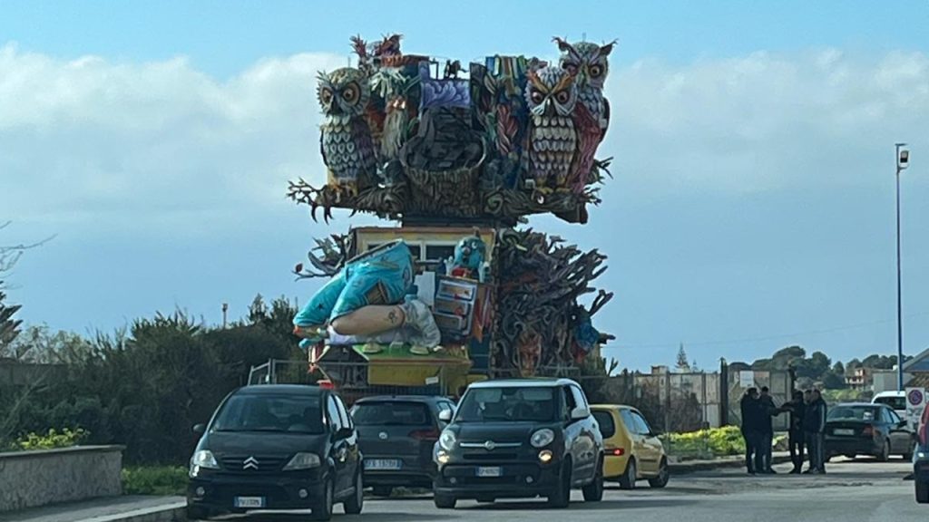 carro fermo perriera 2025