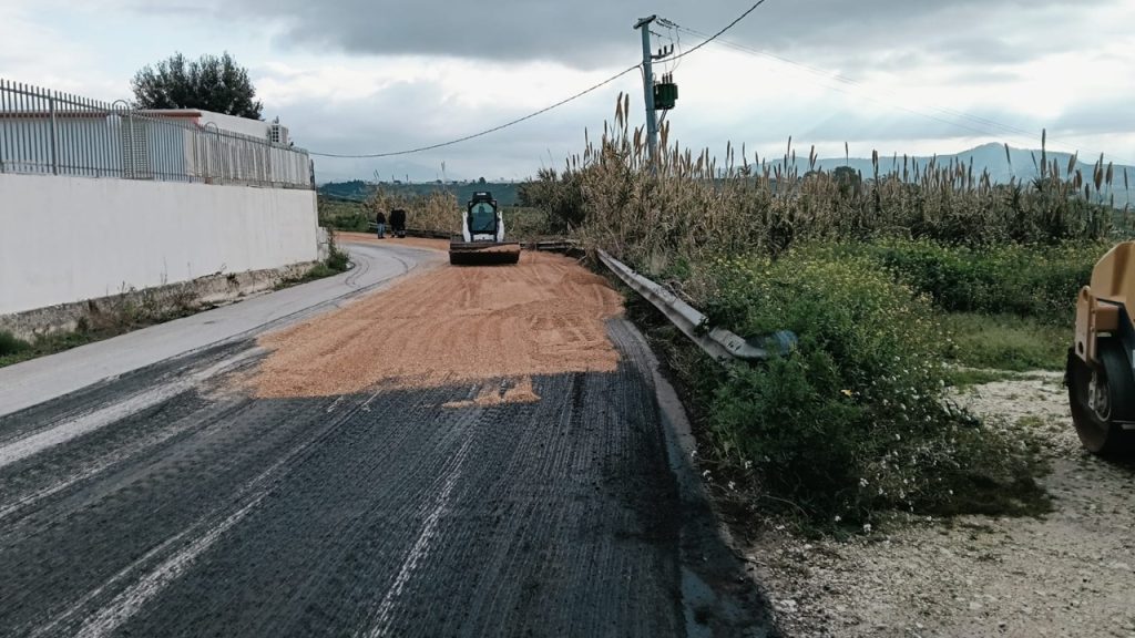 contrada raganella - asfaltatura strade 1