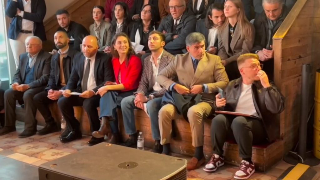 la vardera movimento 2025