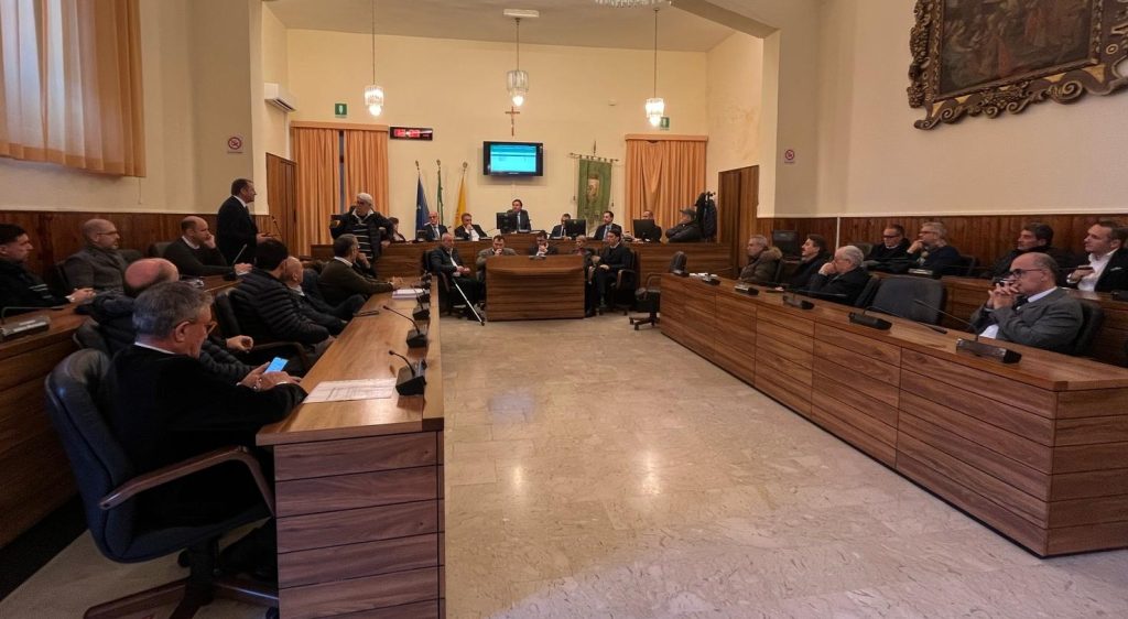 monti sciacca aula consiliare 2025