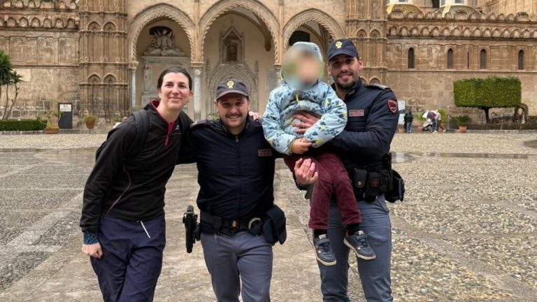 polizia bimbo ritrovato palermo 2025