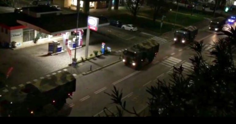 Camion-carichi-di-bare-nel-centro-di-Bergamo 2020