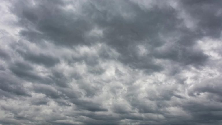 meteo cielo nuvoloso