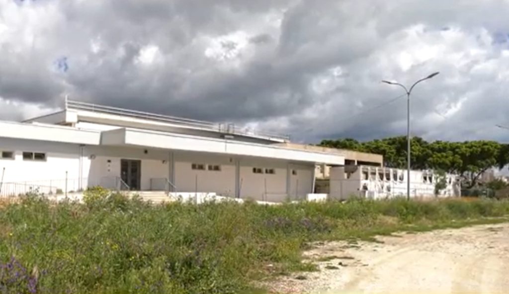 piscina comunale 2025