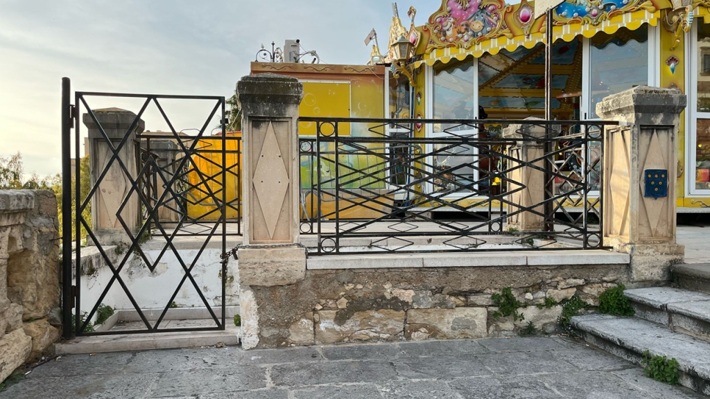 bagni pubblici piazza scandaliato 2025