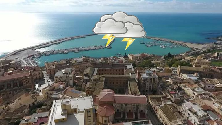 sciacca dall'alto nuvola