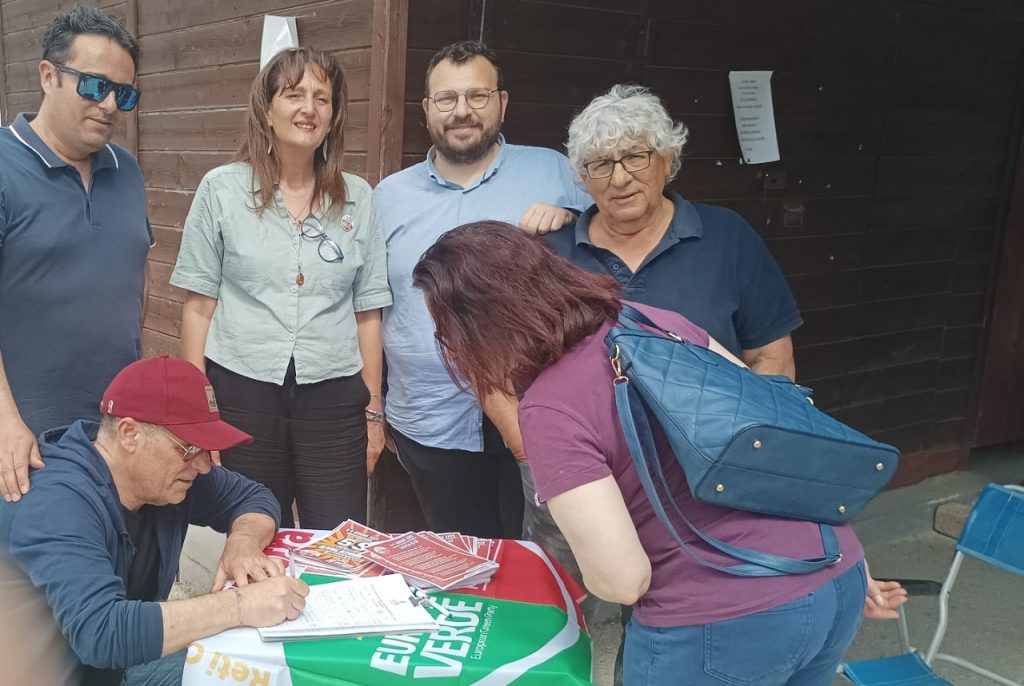 Raccolta firme acqua salviamo ogni goccia