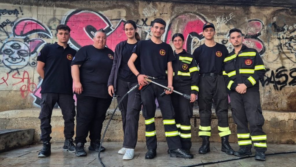 scalinata pulizia volontari 2025