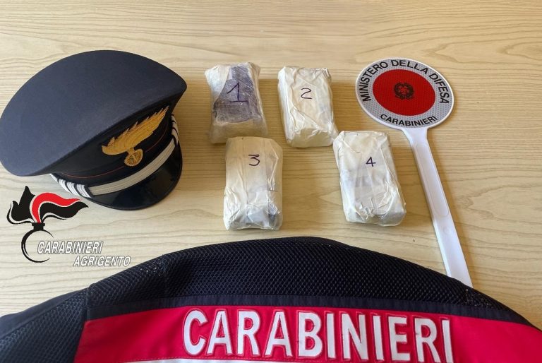 Droga carabinieri Lampedusa