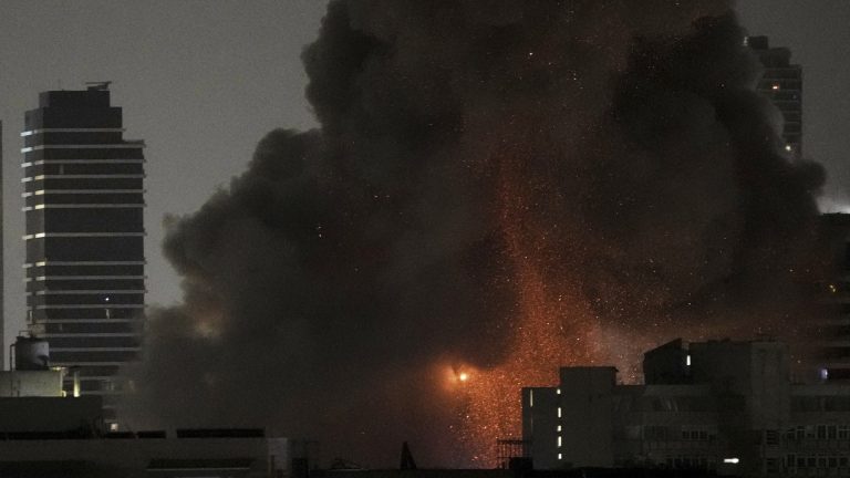 TEHERAN BOMBE 2025