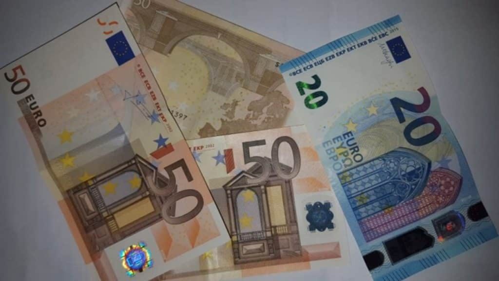 banconote false 2o e 50 euro