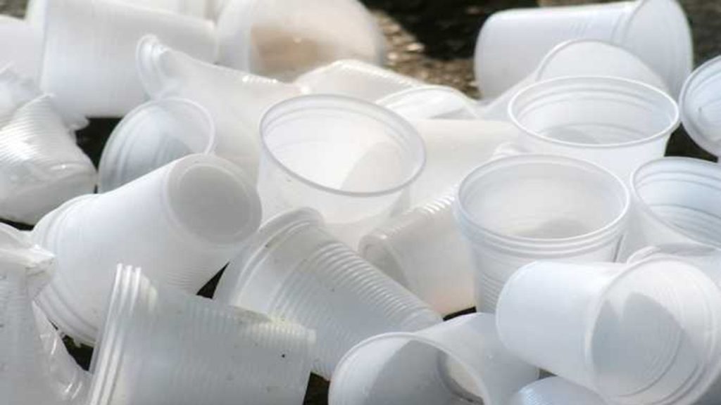 bicchieri-plastica1