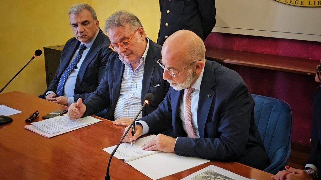 COPODIECI E QUESTORE AG