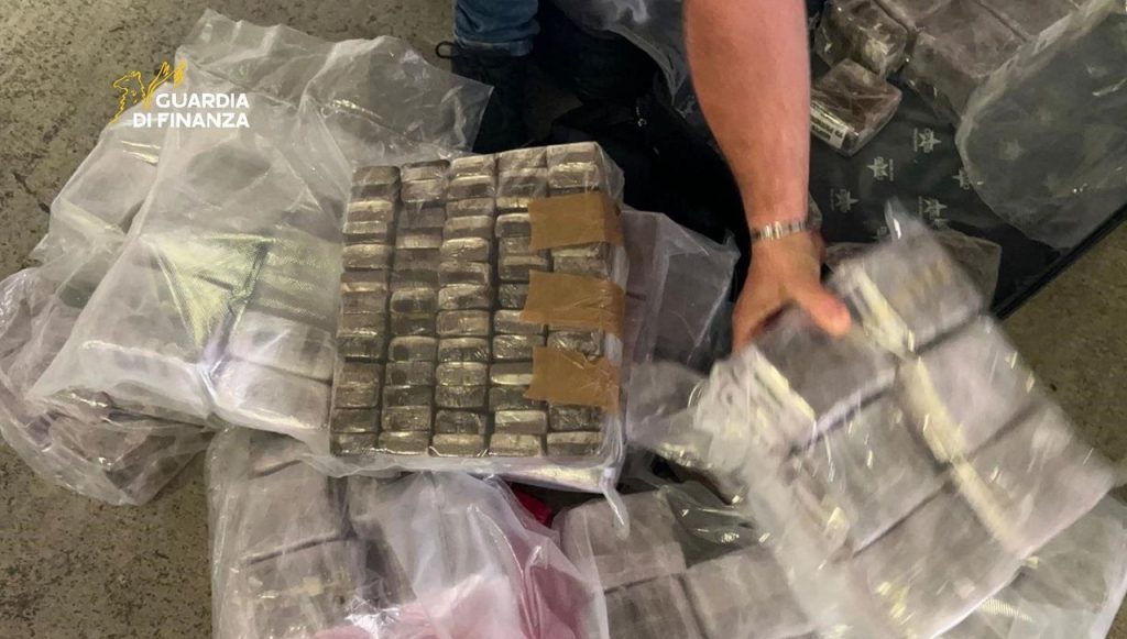 Guardia Finanza Pa hashish