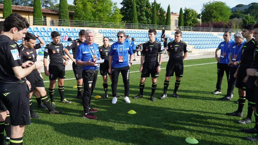 arbitri gruppo magro 1280 x 720