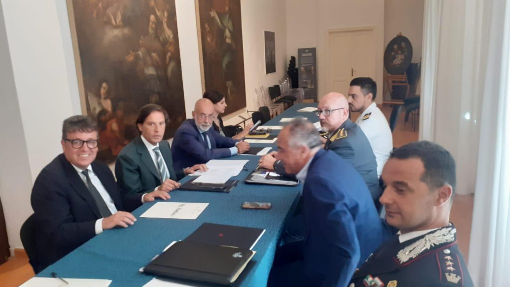 menfi confronto con prefetto e forze dell'ordine 2025