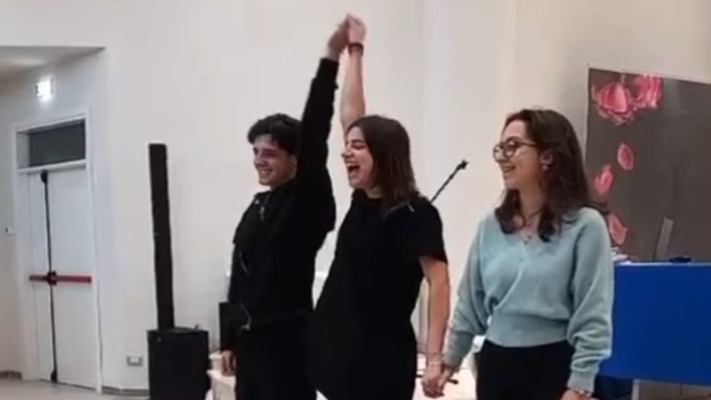 poetry slam sabella 2025