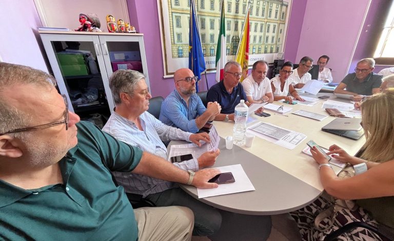 Conferenza stampa opposizione 6 ago 2025