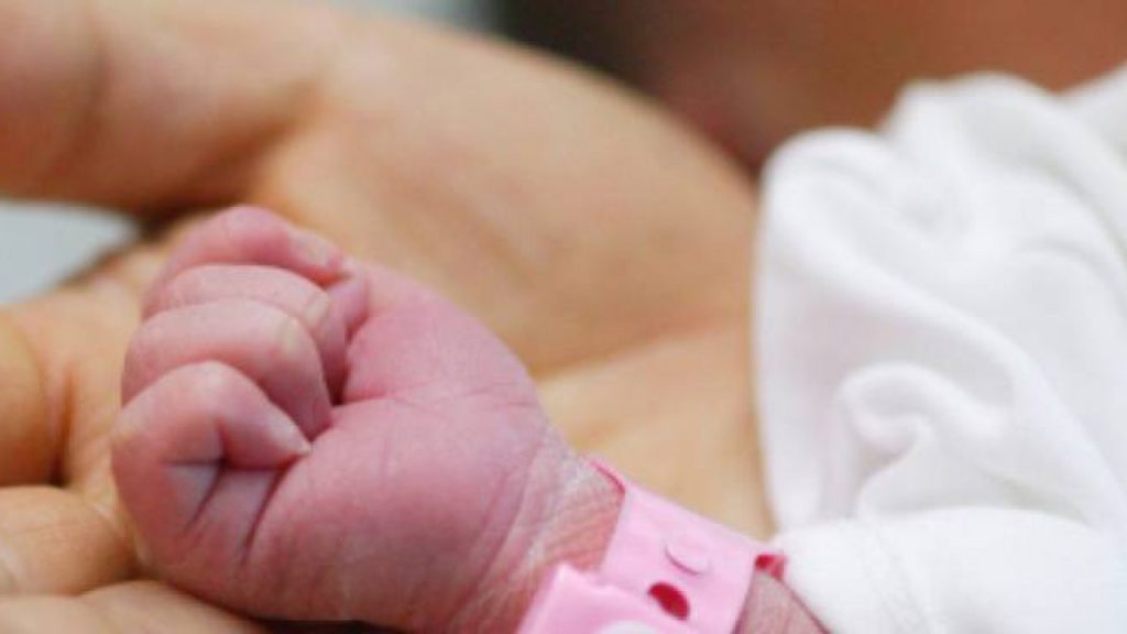 neonati-nascita-bimba
