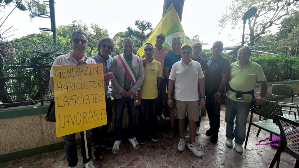 caltabellotta a palermo agricoltori protesta 2025