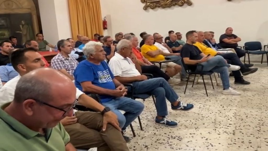 pescatori assemblea in comune 2025